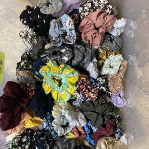 5 Mystery Scrunchies! Requests available!